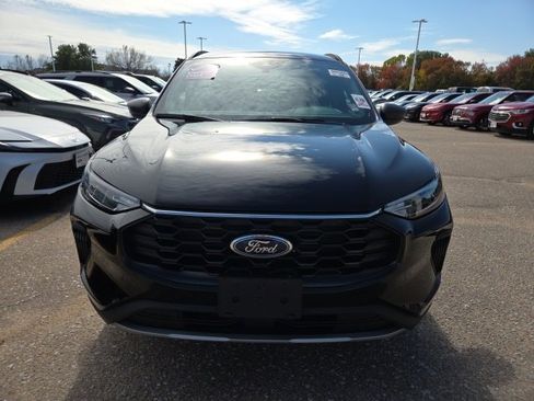 Used 2025 Ford Escape ST-Line w/ Tech Pack #1 image 7