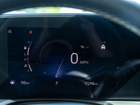 Used 2025 Buick Encore GX Preferred FWD image 17