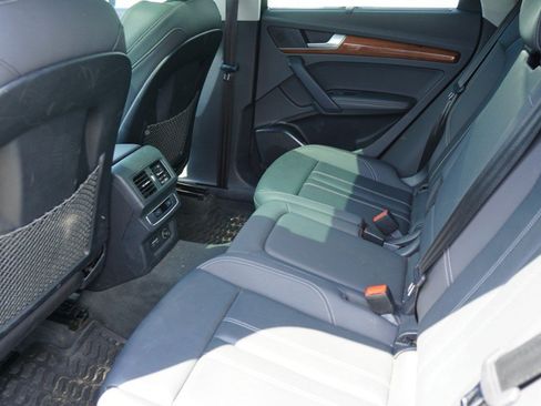 Used 2021 Audi Q5 2.0T Premium Plus w/ Premium Plus Package AWD/4WD image 10