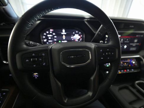 Used 2024 GMC Sierra 2500 Denali Ultimate image 22