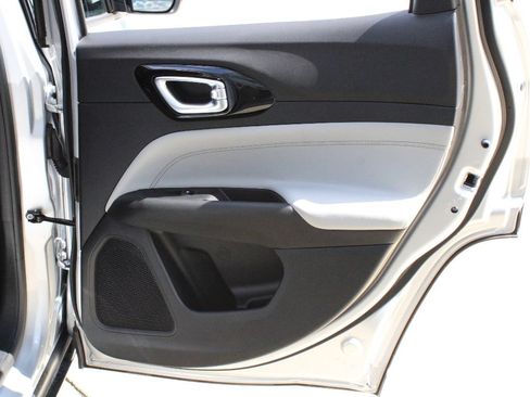 New 2026 Jeep Compass Limited AWD/4WD image 27