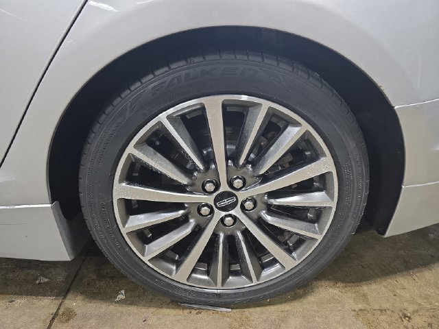 Used 2019 Lincoln MKZ Premiere AWD/4WD image 33