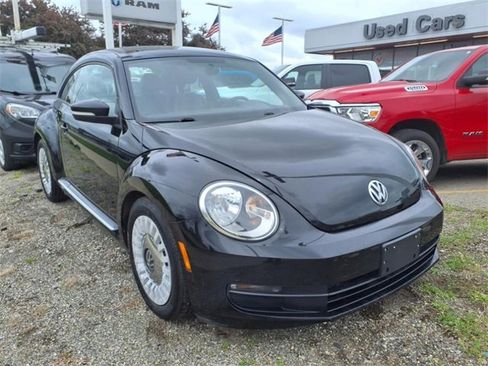 Used 2014 Volkswagen Beetle 2.5 image 3