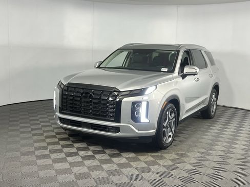 Used 2025 Hyundai Palisade SEL image 3