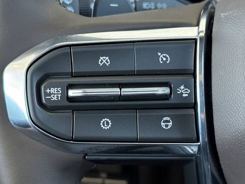New 2026 GMC Yukon Elevation w/ Elevation Premium Package AWD/4WD image 31