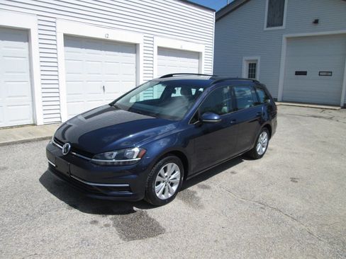 Used 2018 Volkswagen Golf SportWagen S 4Motion AWD/4WD image 2