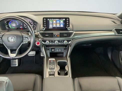 Used 2022 Honda Accord Sport image 9