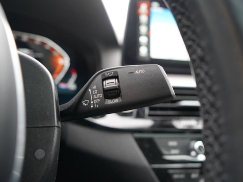 Used 2023 BMW 540i xDrive w/ M Sport Package image 29