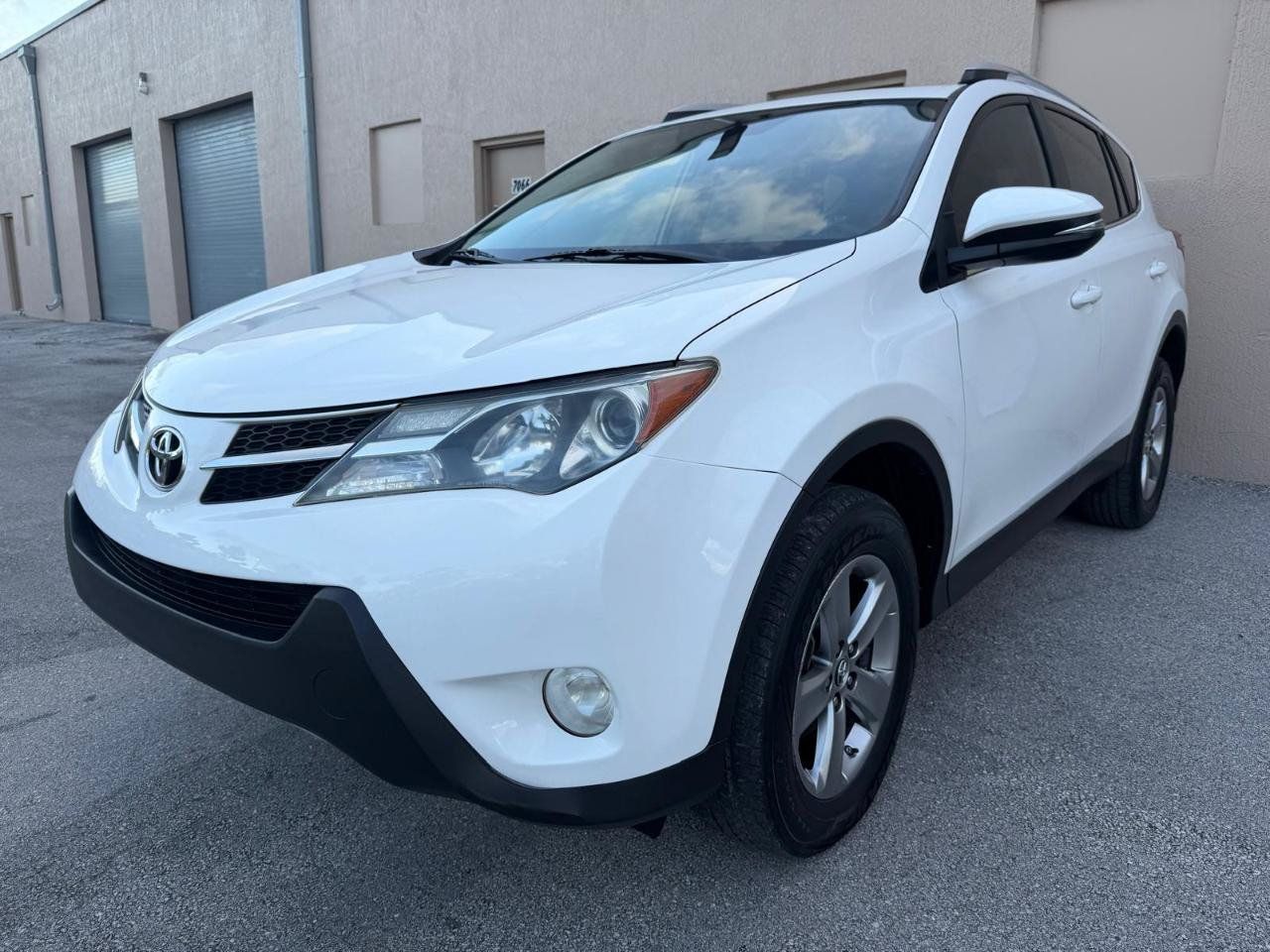 Used 2015 Toyota RAV4 XLE FWD image 6