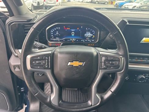 Used 2023 Chevrolet Silverado 1500 LT image 18