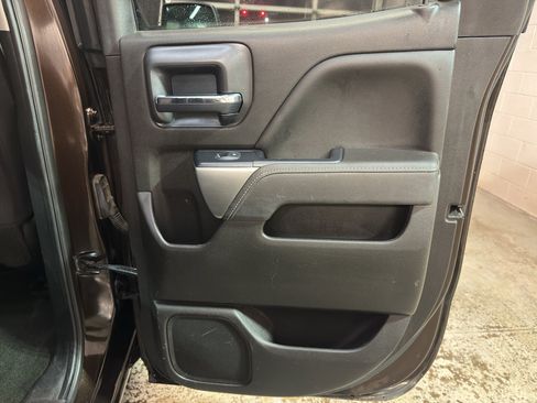 Used 2018 Chevrolet Silverado 1500 LT w/ All Star Edition image 24