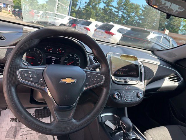 Used 2023 Chevrolet Malibu LT FWD image 19