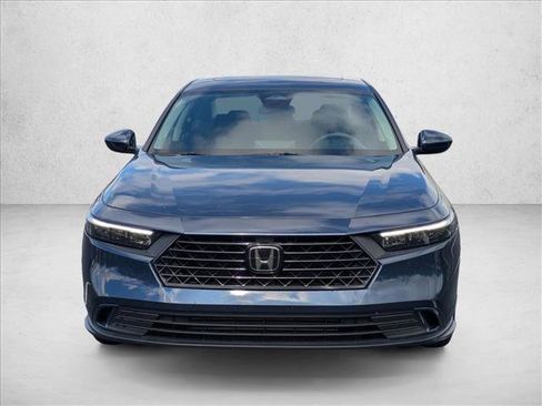 Used 2023 Honda Accord EX image 2