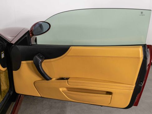 Used 2001 Ferrari 550 Maranello Coupe image 33