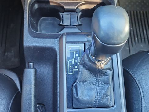 Used 2022 Toyota Tacoma TRD Off-Road w/ TRD Premium Off Road Package image 18