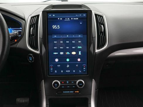 Certified 2024 Ford Edge SEL w/ Convenience Package AWD/4WD image 15