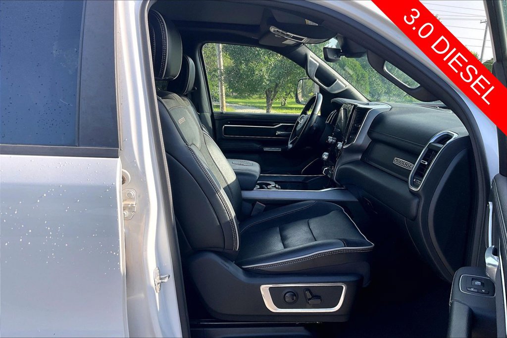 Used 2022 RAM 1500 Laramie AWD/4WD image 7