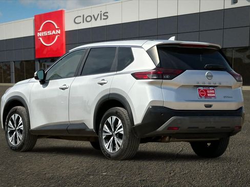 Used 2023 Nissan Rogue SV AWD/4WD image 7