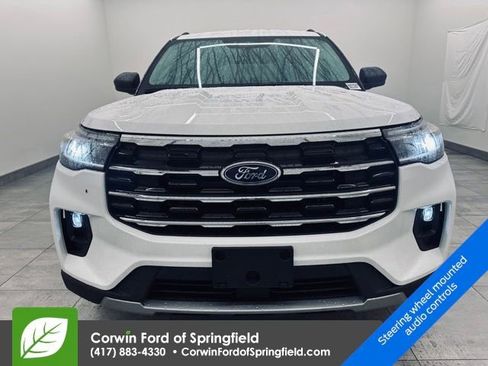 New 2026 Ford Explorer Active w/ Active Comfort Package image 9