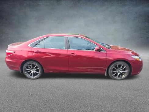 Used 2015 Toyota Camry XSE w/ Moonroof Package FWD image 8