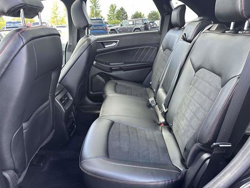 Used 2024 Ford Edge ST-Line w/ Class II Trailer Tow Package AWD/4WD image 13