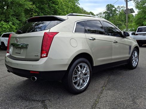 Used 2015 Cadillac SRX Performance w/ Driver Awareness Package AWD/4WD image 4