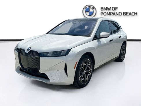 New 2026 BMW iX xDrive45 w/ Premium Package AWD/4WD image 3
