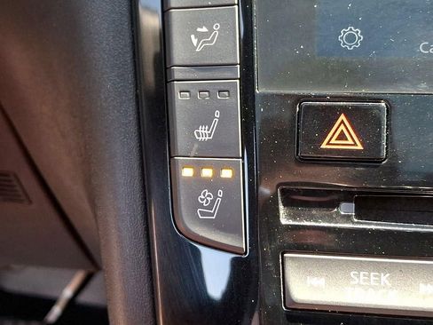 Used 2023 INFINITI QX50 Sport AWD/4WD image 29