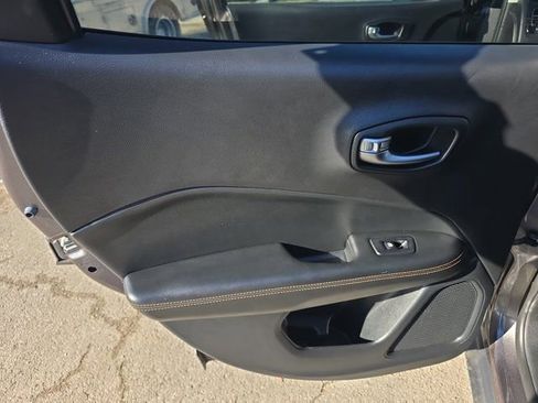 Used 2020 Jeep Compass Limited image 12