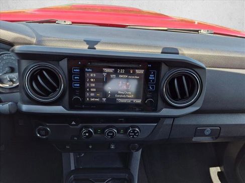 Used 2017 Toyota Tacoma TRD Sport w/ Tow Package RWD image 13