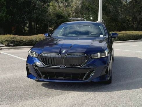 New 2026 BMW 530i xDrive 530i xDrive w/ M Sport Package image 3