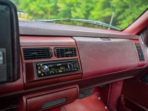 Used 1989 Chevrolet Silverado 1500 4x4 Regular Cab image 82