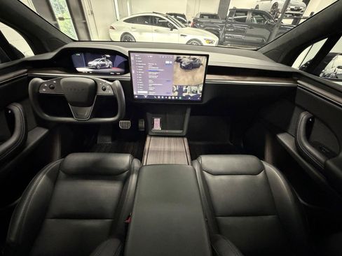 Used 2024 Tesla Model X AWD/4WD image 15