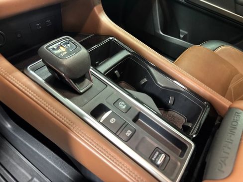 Used 2022 Nissan Pathfinder Platinum w/ Cargo Package image 35