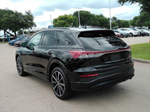 Used 2022 Audi Q4 e-tron Prestige w/ S Line Plus Package AWD/4WD image 13