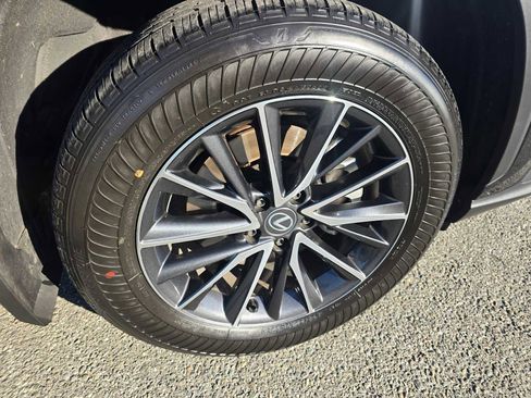 Certified 2024 Lexus NX 250 FWD image 9