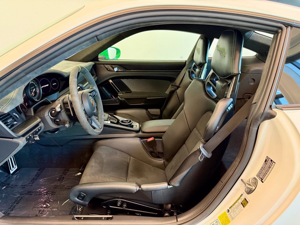Used 2024 Porsche 911 GT3 RS RWD image 5