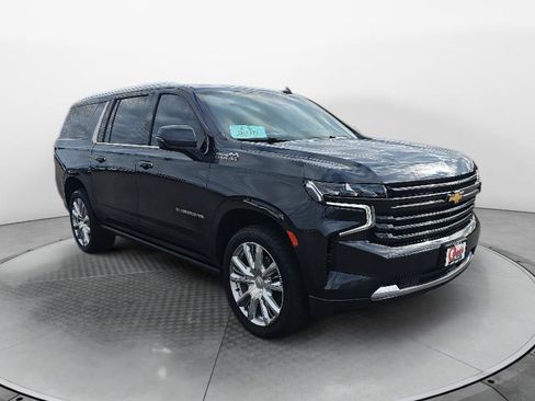 Certified 2023 Chevrolet Suburban High Country AWD/4WD image 7