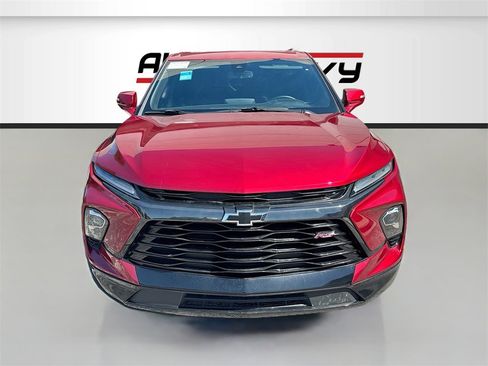 Used 2023 Chevrolet Blazer RS image 2