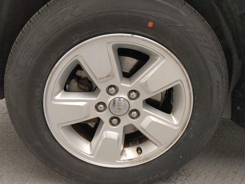 Used 2016 Jeep Compass Latitude image 31