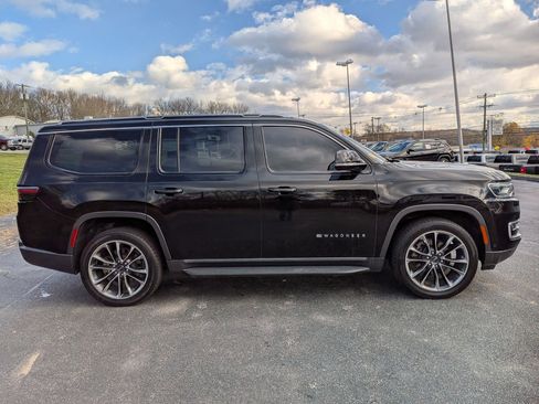 Used 2022 Jeep Wagoneer Series II w/ Premium Group I image 3