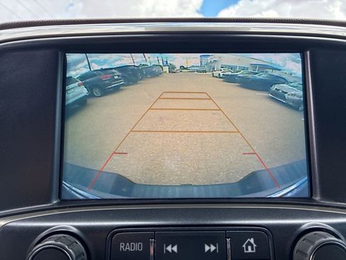 Used 2018 Chevrolet Silverado 1500 High Country image 20