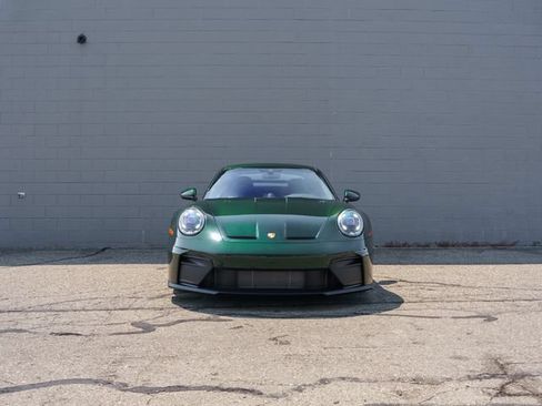 Certified 2025 Porsche 911 GT3 RWD image 10