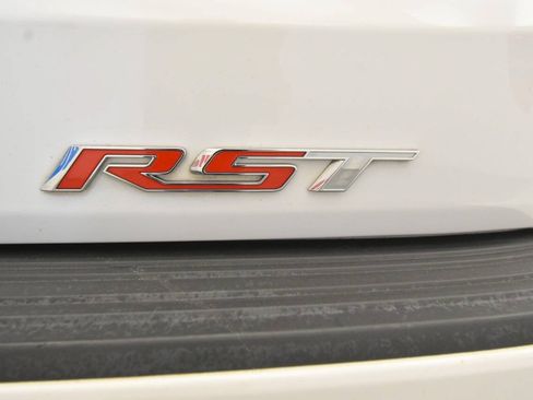 Used 2022 Chevrolet Tahoe RST w/ Luxury Package AWD/4WD image 41