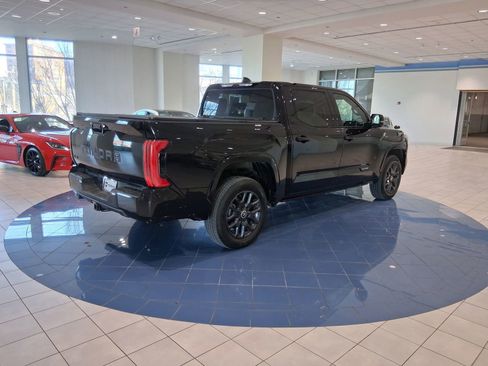 Used 2024 Toyota Tundra Platinum image 4