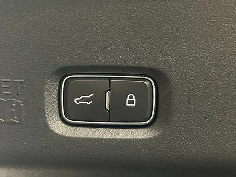 New 2027 Lincoln Navigator L Reserve AWD/4WD image 31