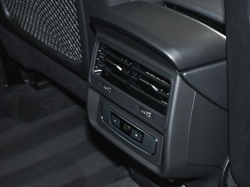 Used 2025 Audi Q8 Premium w/ Black Optic Package image 54