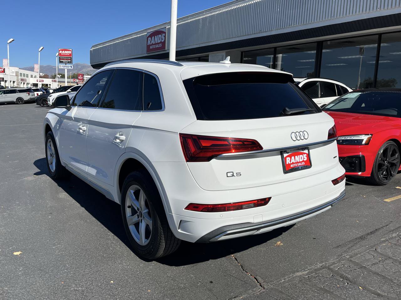 Used 2023 Audi Q5 2.0T Premium w/ Convenience Package AWD/4WD image 10