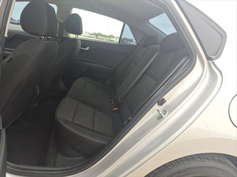 Used 2021 Kia Rio S image 14