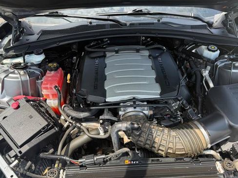 Used 2019 Chevrolet Camaro SS RWD image 12